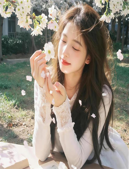 如何欣赏《花开明日》？观影指南教你理解文化背景与历史语境 获得更深感悟